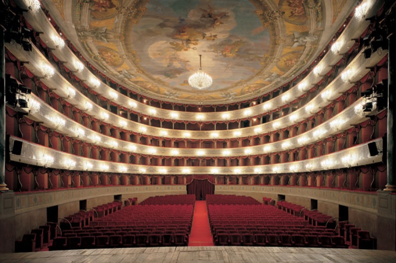 Donizetti Theatre